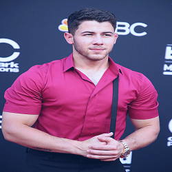 Nick Jonas: Pics Of The Singer & Actor – Hollywood Life
